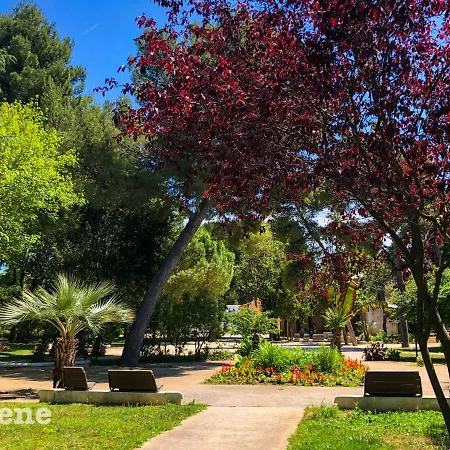 Alcôve à Les Bains 2 étoiles Appartement Balaruc-les-Bains